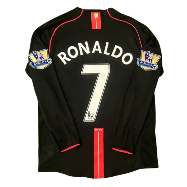 Cristiano Ronaldo 2007-08 Manchester United black retro jersey back view vintage football shirt maillot trikot maglia Number #7 cr7